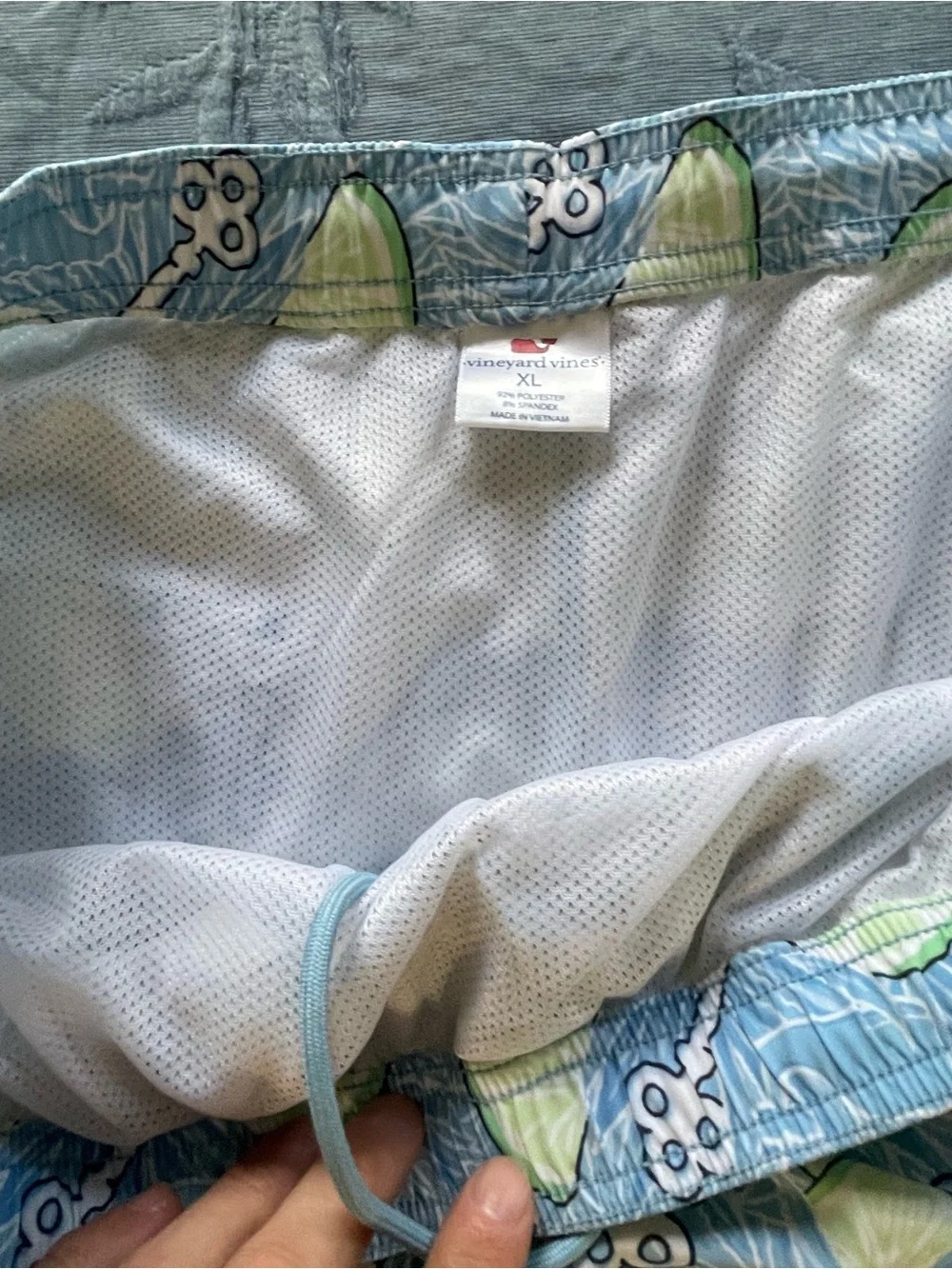 Vineyard Vines Men's Light Blue Swim Trunks with Lime Slice Print